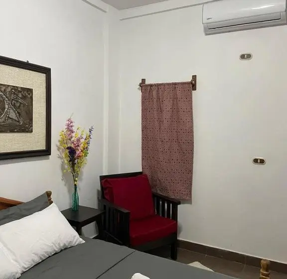 スタンダードルーム, Hostal Y Restaurante La Toscana