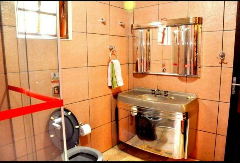 غرفة قياسية رباعية, Pousada Do Sitio