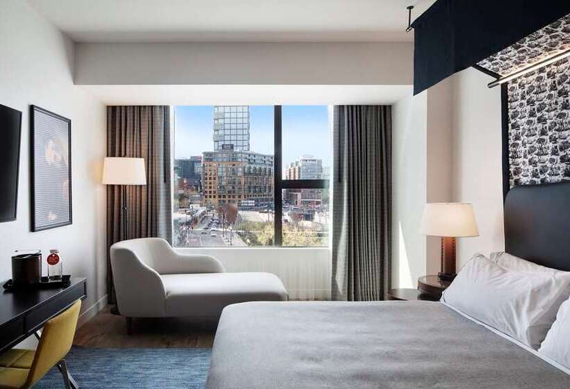 스탠다드 룸 킹사이즈 침대, Canopy By Hilton Boston Downtown