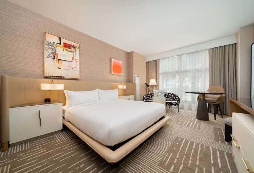 스탠다드 룸 킹사이즈 침대, Canopy By Hilton Boston Downtown