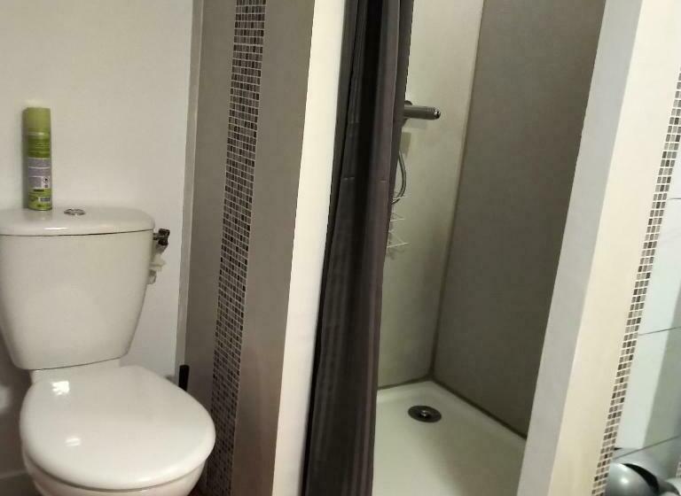 带2个卧室的公寓, Espace Beléverte Bussière 1 Tamaris Appartement Meublé De 2 Chambres