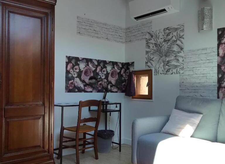 带2个卧室的公寓, Espace Beléverte Bussière 1 Tamaris Appartement Meublé De 2 Chambres