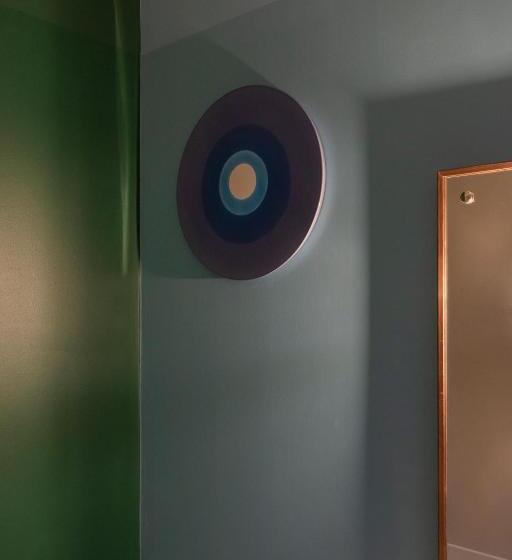 חדר דלוקס, Piet Hein Eek