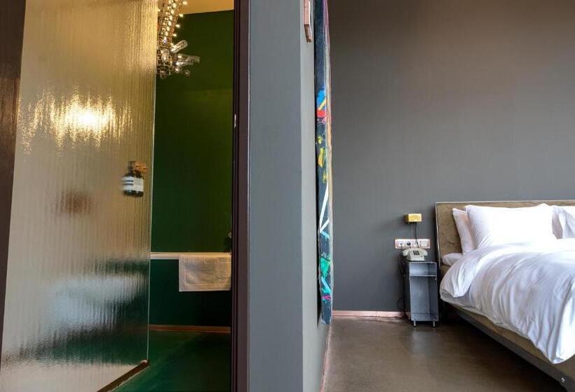 חדר דלוקס, Piet Hein Eek