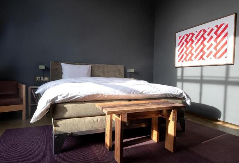 חדר סטנדרט, Piet Hein Eek