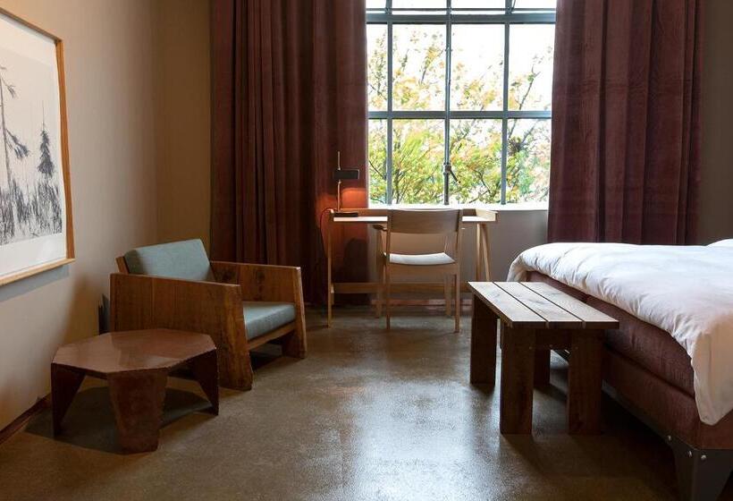 חדר סטנדרט, Piet Hein Eek