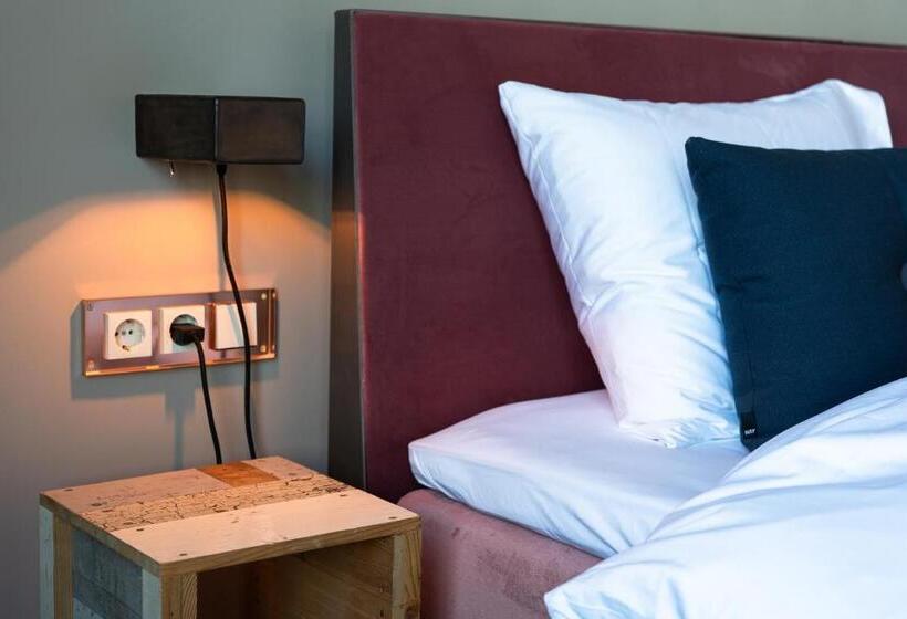 חדר סטנדרט, Piet Hein Eek