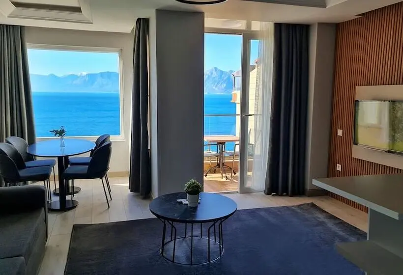 سوئیت خانواده 2 خوابه, Letstay Panorama Suites