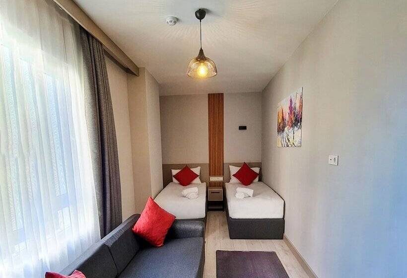 سوئیت خانواده 2 خوابه, Letstay Panorama Suites