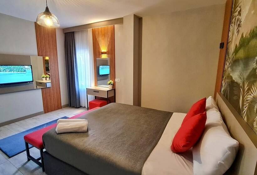 سوئیت خانواده 2 خوابه, Letstay Panorama Suites