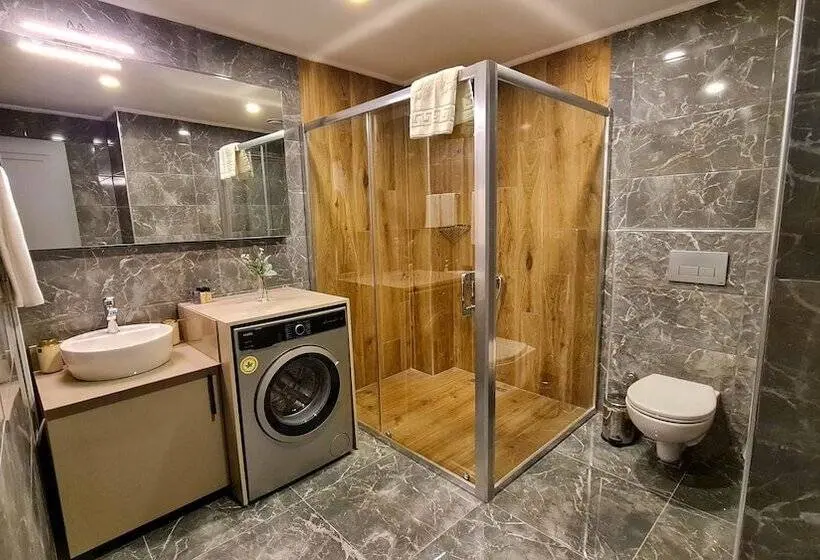 سوئیت خانواده 2 خوابه, Letstay Panorama Suites