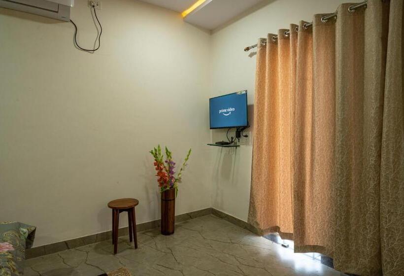 Номер Deluxe Вид на Сад, Takshshila Park And Resorts