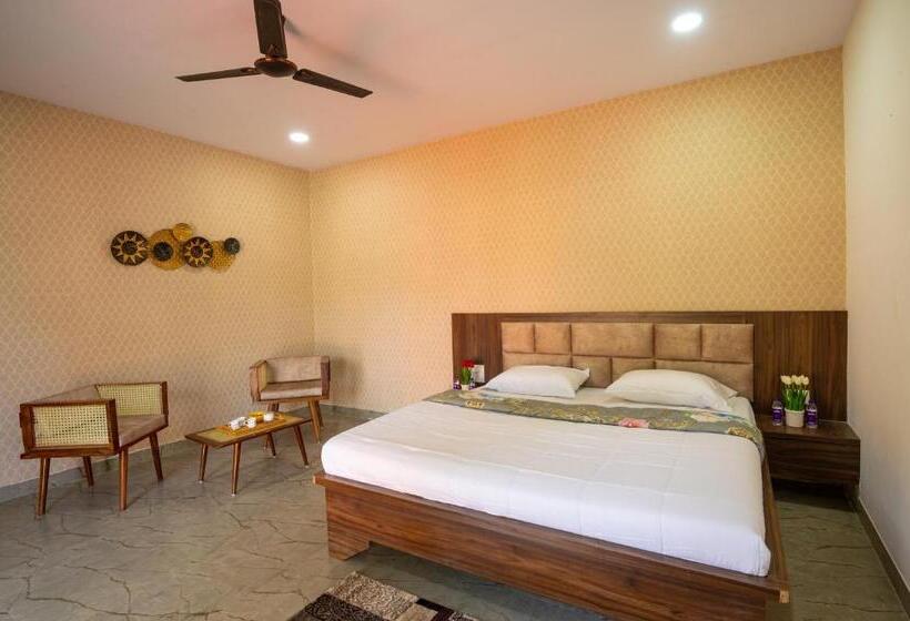 חדר דלוקס נוף לגינה, Takshshila Park And Resorts