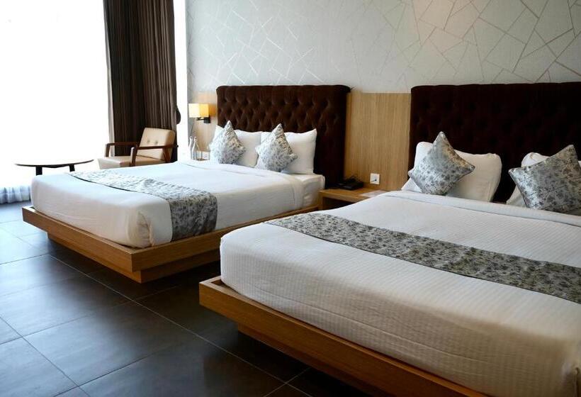 キングサイズベッドのスーペリアルーム, Sremethila Hotels Rameswaram