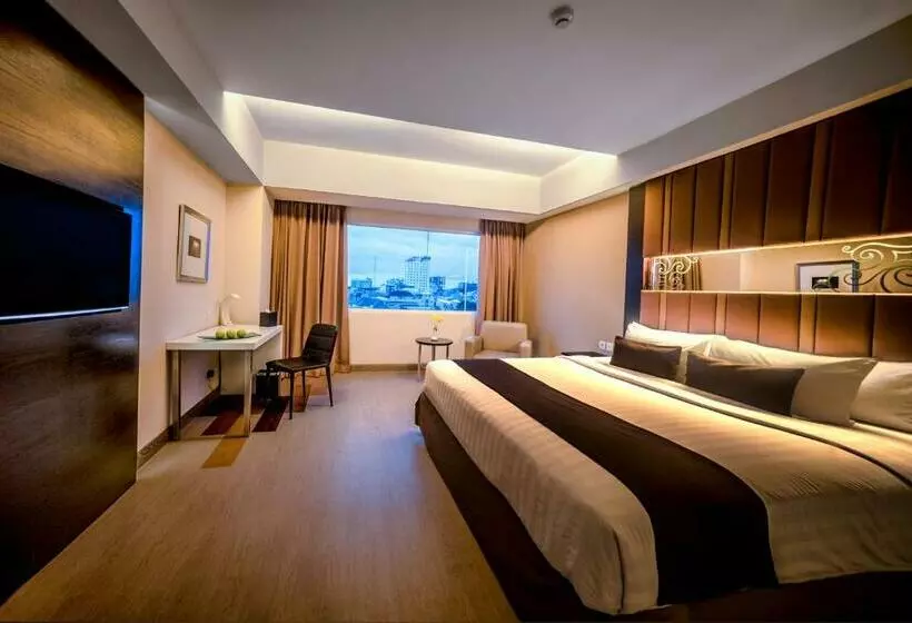 デラックスルーム, Aston Makassar Hotel & Convention Center