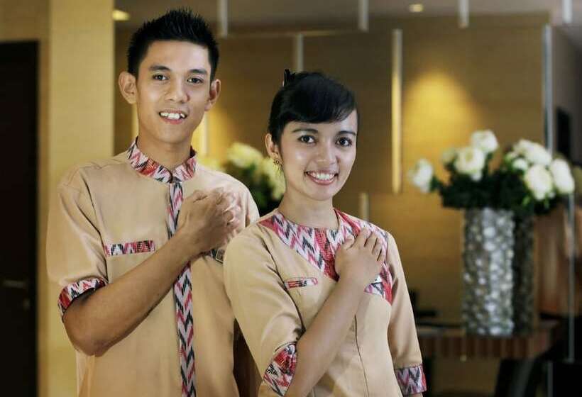Номер Deluxe, Aston Makassar Hotel & Convention Center