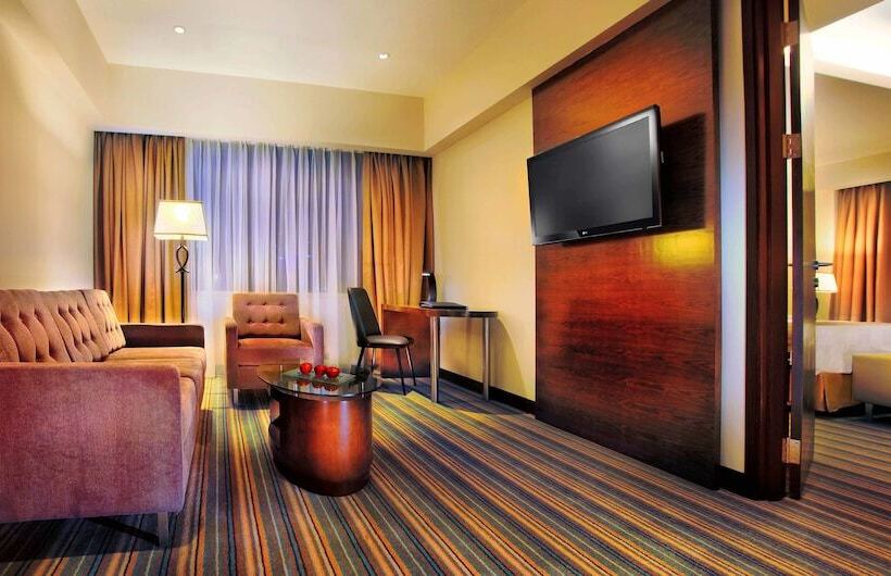 جناح إدارى, Aston Makassar Hotel & Convention Center