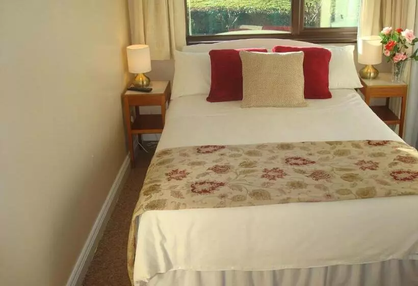 2ベッドスイートルーム, Athlumney Manor Guest Accommodation
