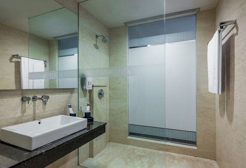 غرفة ديلوكس, Aston Makassar Hotel & Convention Center