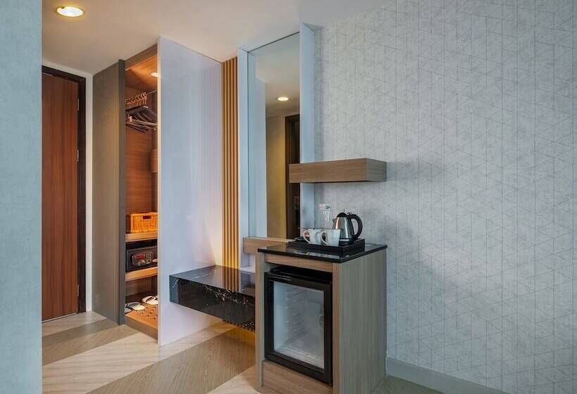 Номер Deluxe, Aston Makassar Hotel & Convention Center