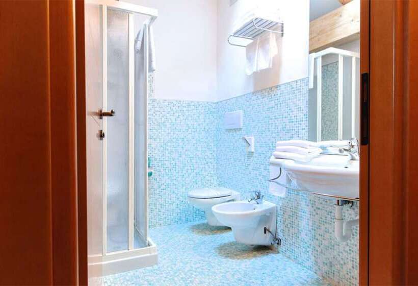 חדר משפחתי, Bellamonte