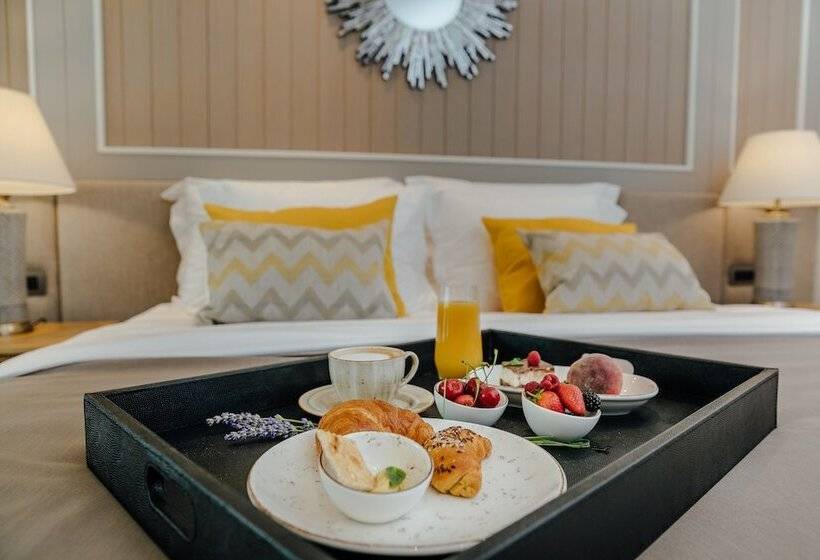 سوییت جونیور با چشمانداز جانبی دریا, Boutique Hotel & Spa Casa Del Mare Mediterraneo