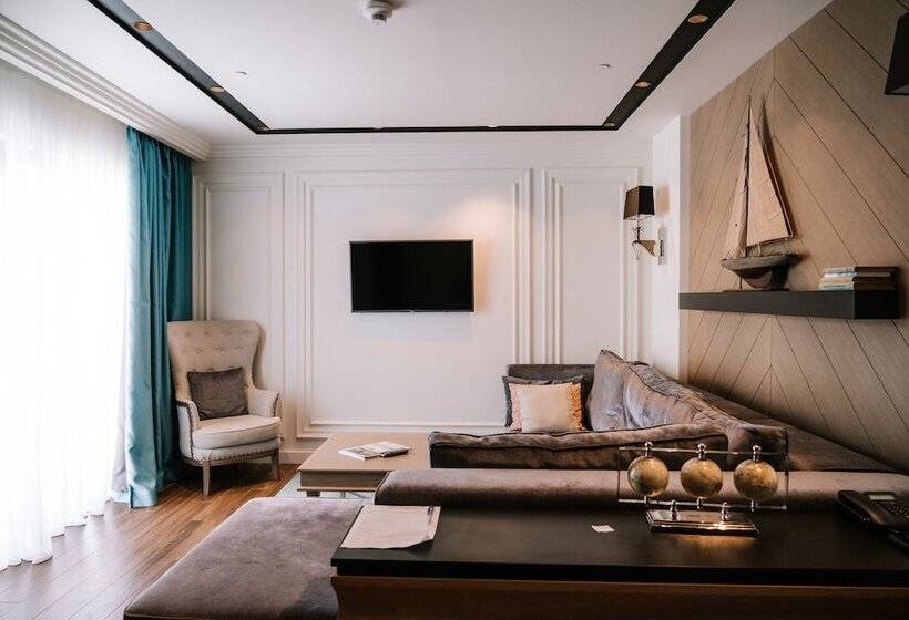 سوئیت دلوکس 2 خوابه, Boutique Hotel & Spa Casa Del Mare Mediterraneo