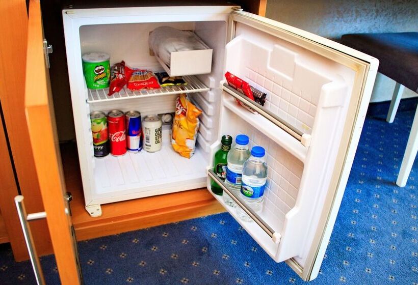 اتاق خانوادگی, Burcman