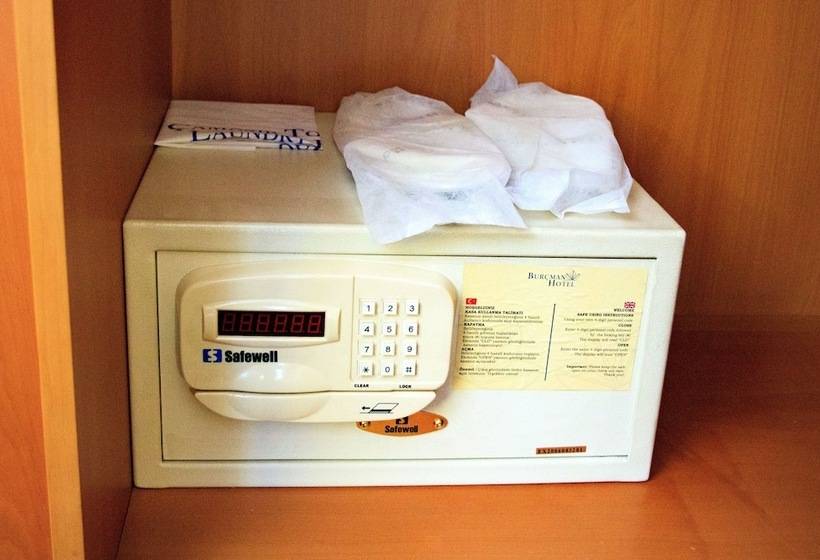 اتاق خانوادگی, Burcman