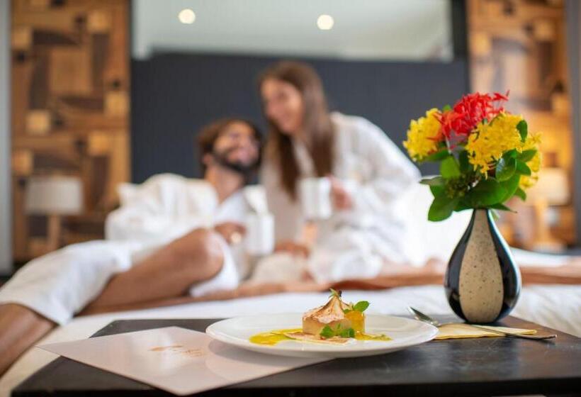 اتاق خانوادگی, Calypso