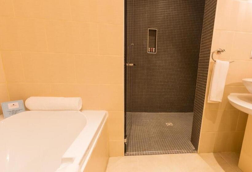 سوییت لوکس, Calypso