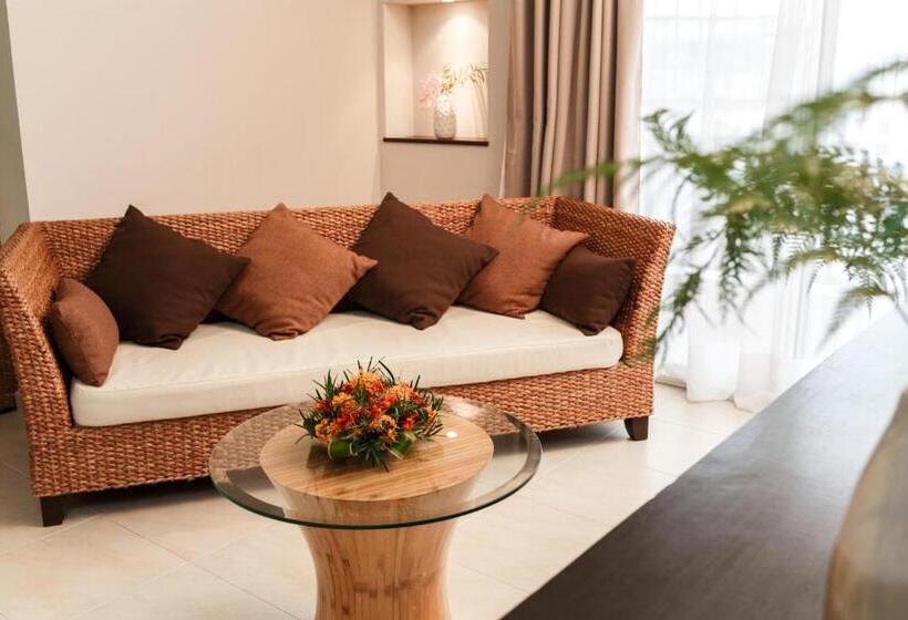 سوییت لوکس, Calypso