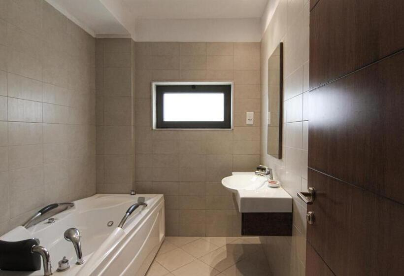 סוויטת דלוקס נוף הרים, Delina Mountain Resort