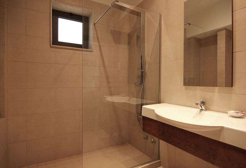 חדר סופריור עם נוף להרים, Delina Mountain Resort