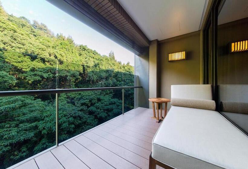 اتاق لوکس, Grand View Resort Beitou