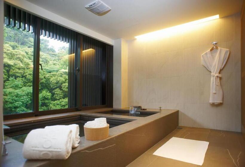 اتاق لوکس, Grand View Resort Beitou