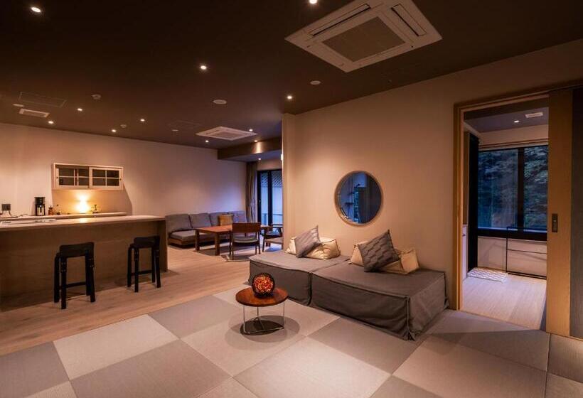 מיטת קינג בסוויטה, Hakkei