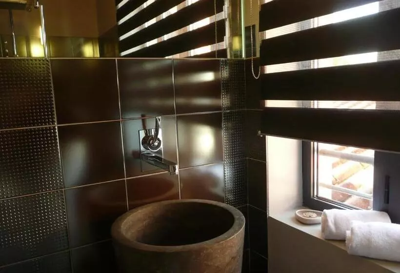 Standard Room, Le Vinois