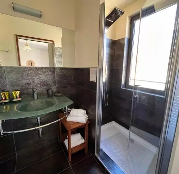 Standard Room, Le Vinois
