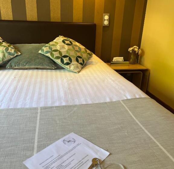 Standard Room Pool View, Le Vinois