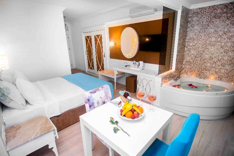 Номер Deluxe с Гидромассажем, Ocean Blue High Class Hotel & Spa