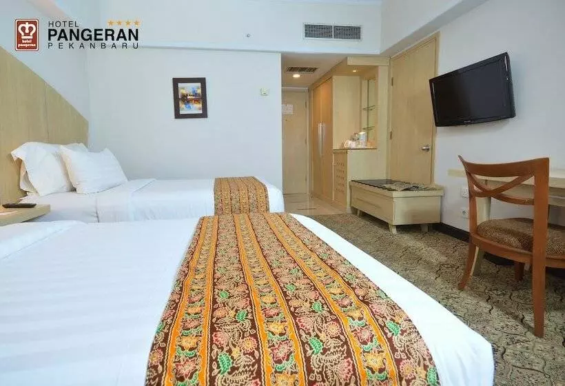 デラックスルーム, Pangeran Pekanbaru