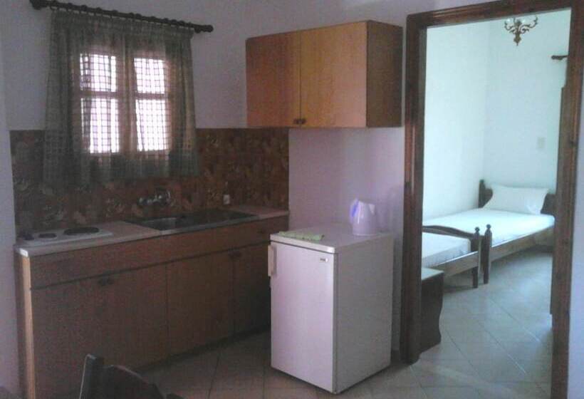 １ベッドルームアパートメント, Smaragda