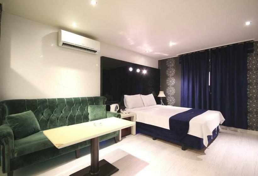 スタンダードルーム, Sono