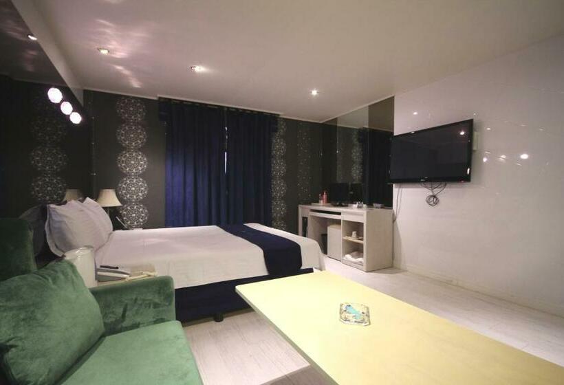 スタンダードルーム, Sono