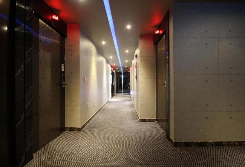 スタンダードルーム, Sono