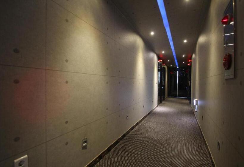 スタンダードルーム, Sono