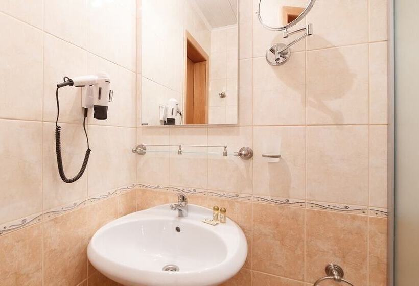 غرفة قياسية, Ural