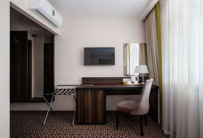 غرفة سوبيريور, Ural