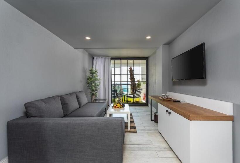 סוויטת פרמיום עם נוף לים, White City Resort Hotel   Ultra All Inclusive